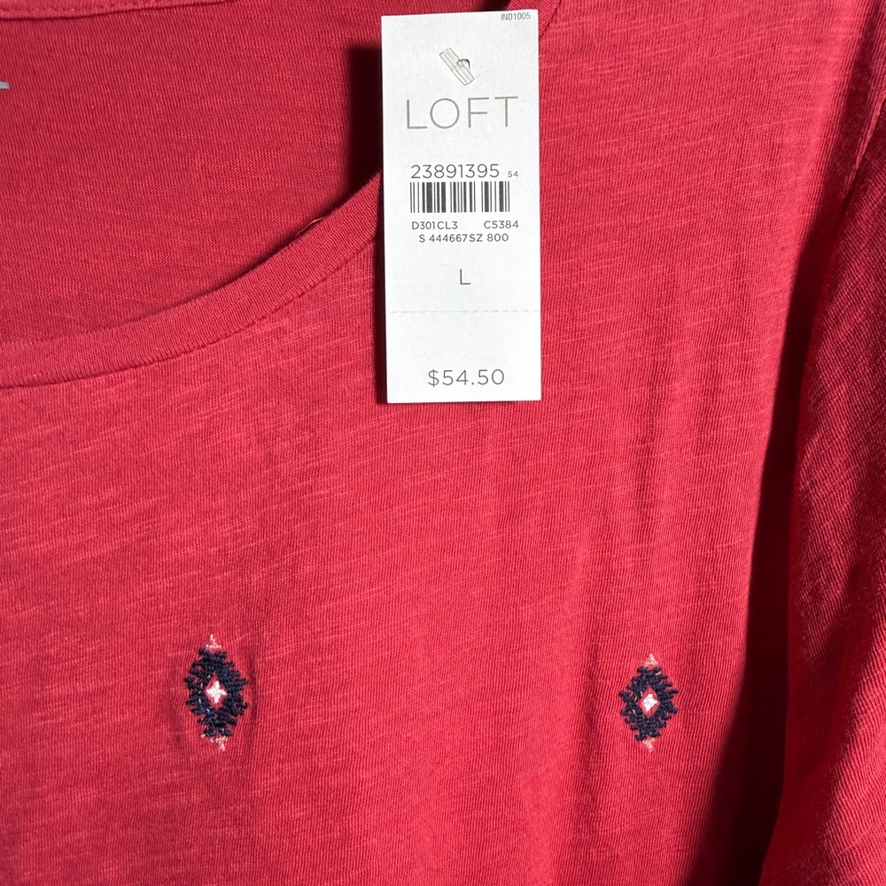 LOFT Dark Pink Short Sleeve Embroidered Knit Tee - Picture 4 of 6